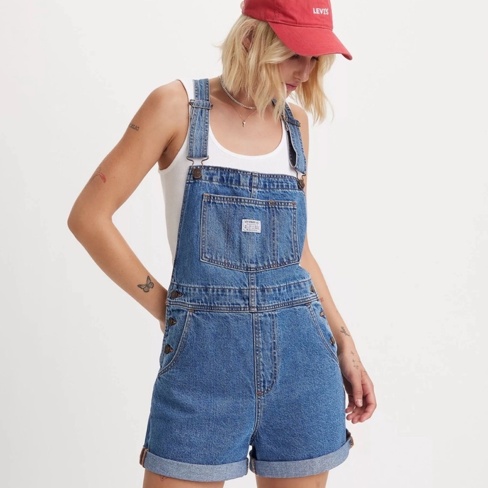 Levi’s Vintage Denim Short Overalls Size XL